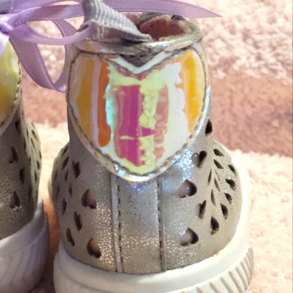 Little Girl ankle boots.